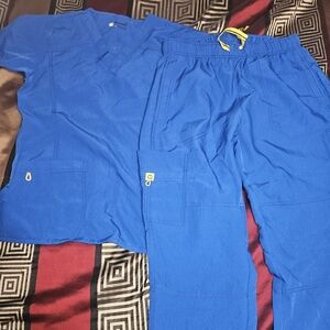 Royal Blue Scrub Set – Women’s Medium